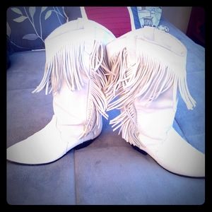 Dingo white cowgirl boots